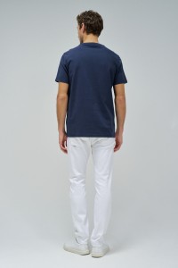 T-SHIRT AVEC BRANDING