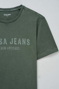 CAMISETA CON BRANDING