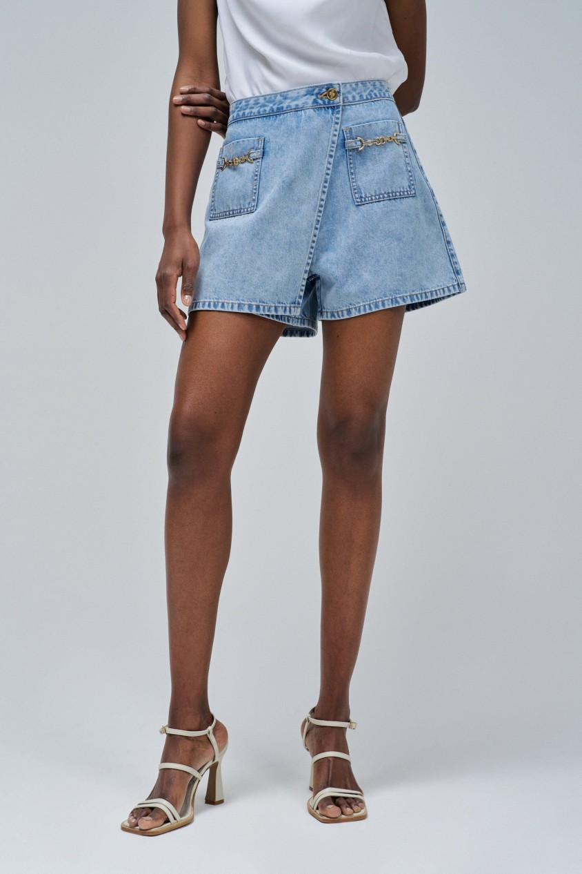 SKORT CON BOLSILLOS DELANTEROS