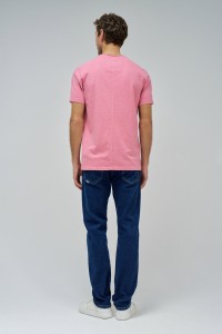 T-SHIRT WITH BRANDING