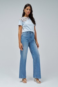 T-SHIRT COM RENDA