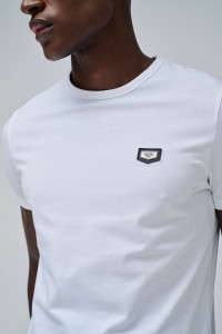 BAUMWOLL-T-SHIRT MIT APPLIKATION UND MARKENAUFDRUCK