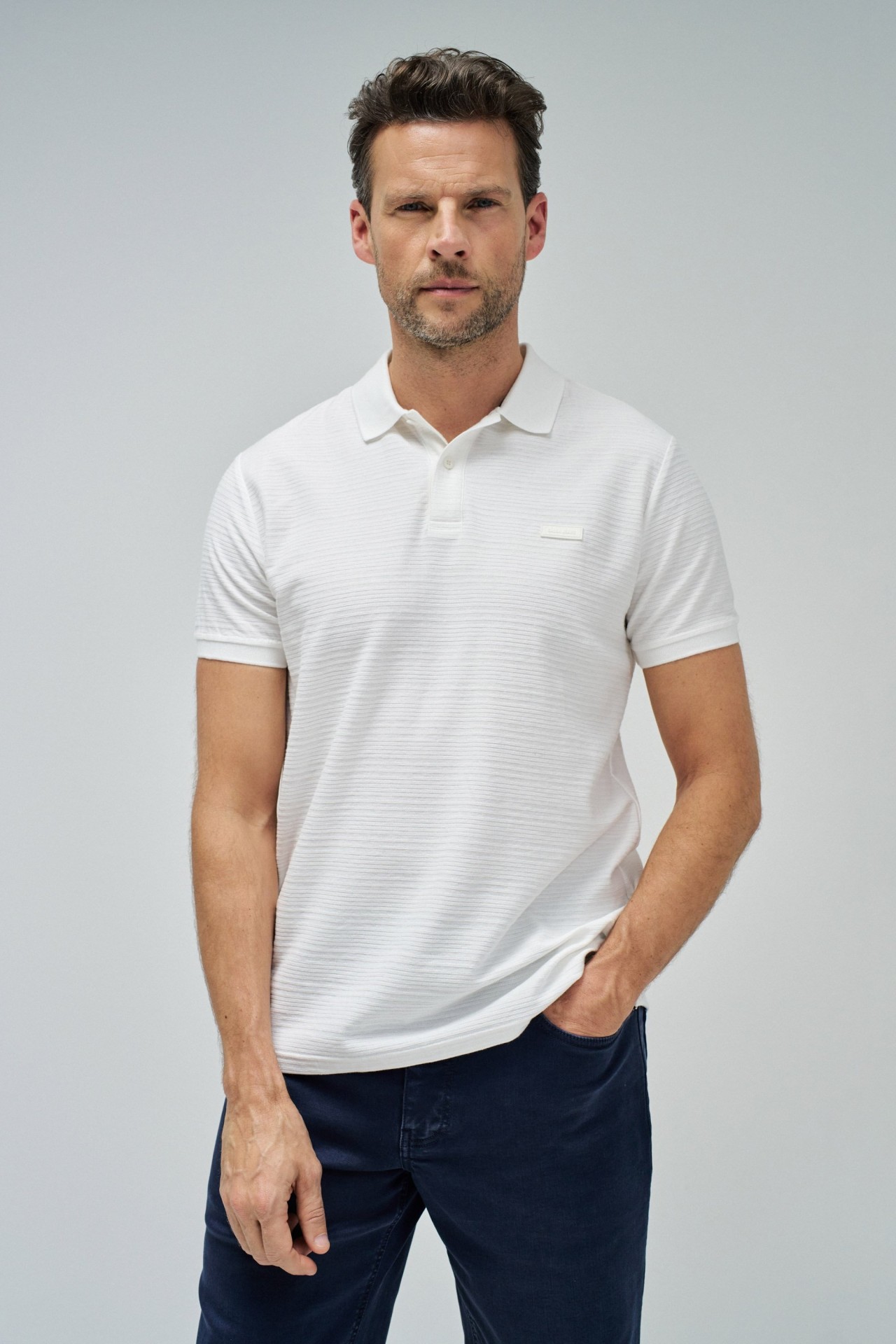 POLO CON TEXTURA