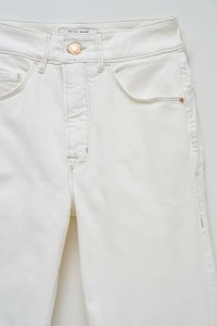 UNBLEACHED FAITH PUSH IN FLARE JEANS