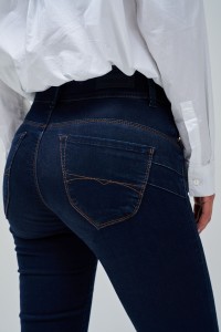 JEANS SECRET PUSH IN SLIM EN DENIM