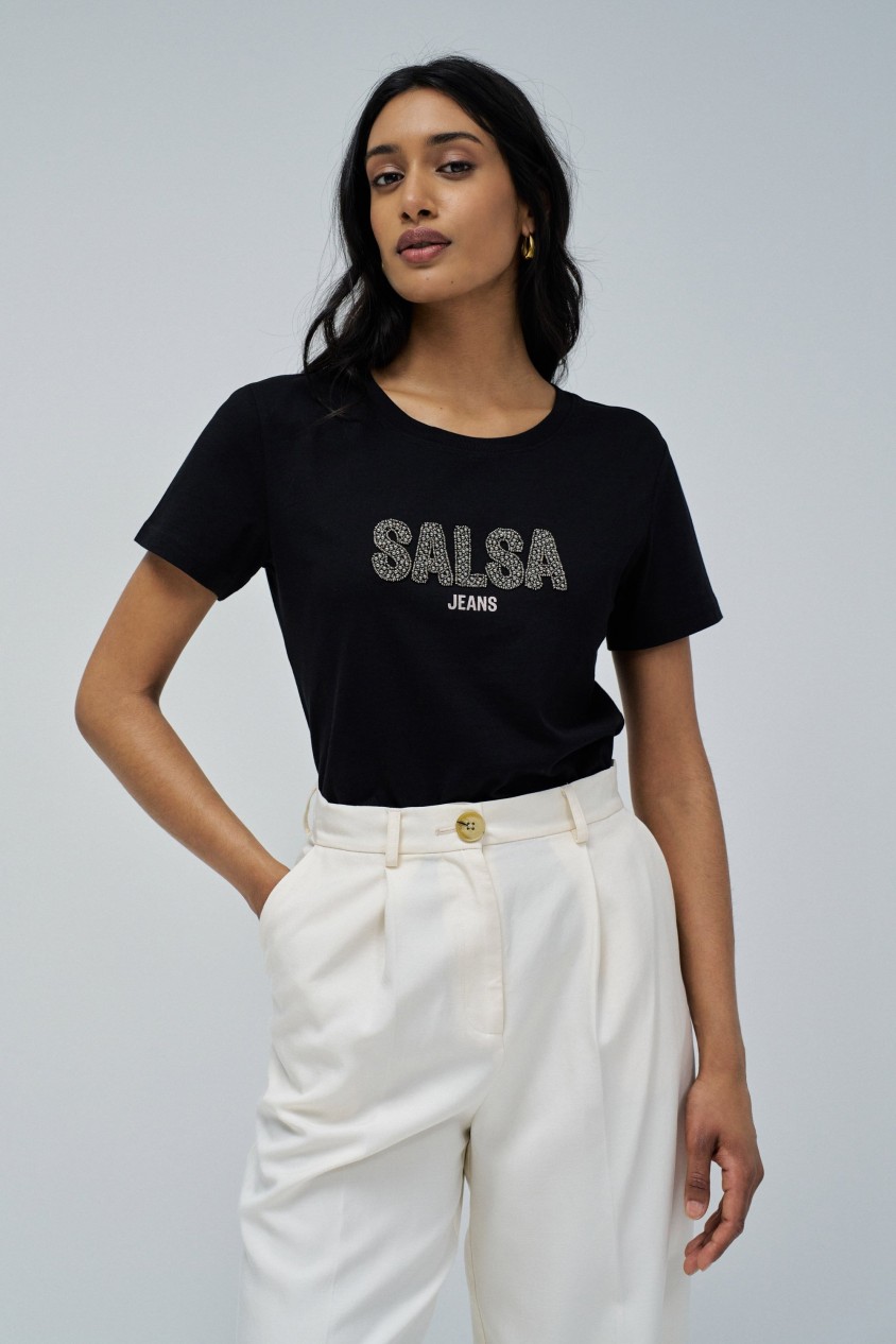 T-SHIRT WITH BRANDING