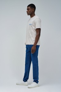 T-SHIRT COM BRANDING