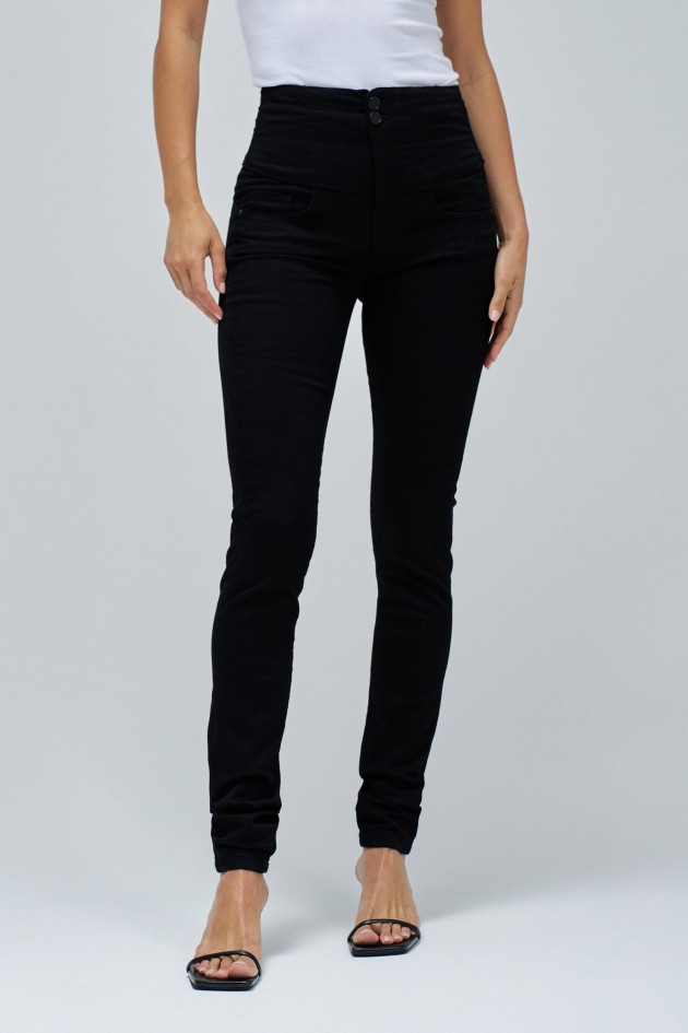 DIVA PUSH IN TRUE BLACK JEANS