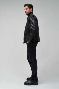 VESTE EN CUIR