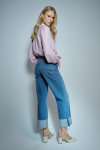 TRUE STRAIGHT JEANS