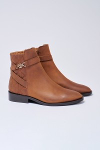 BOTAS EM PELE