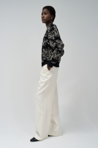 PULL TEXTUR FLORAL