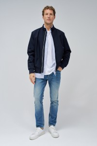 REGULAR FIT JEANS