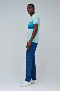 T-SHIRT MIT DRUCK