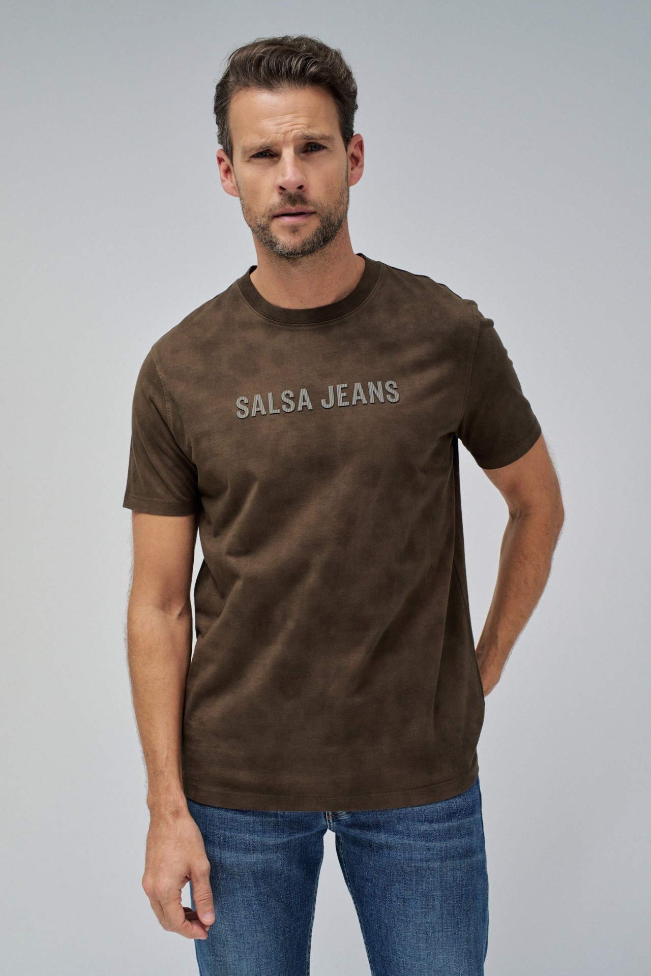 SLIM FIT T-SHIRT