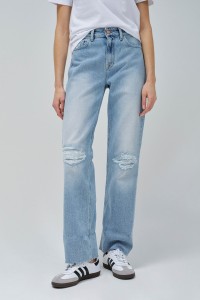 TRUE STRAIGHT MIT RISSEN JEANS