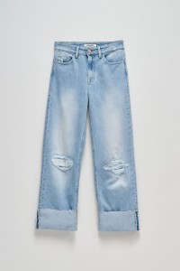TRUE STRAIGHT MIT RISSEN JEANS