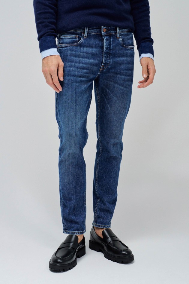 SLIM FIT JEANS