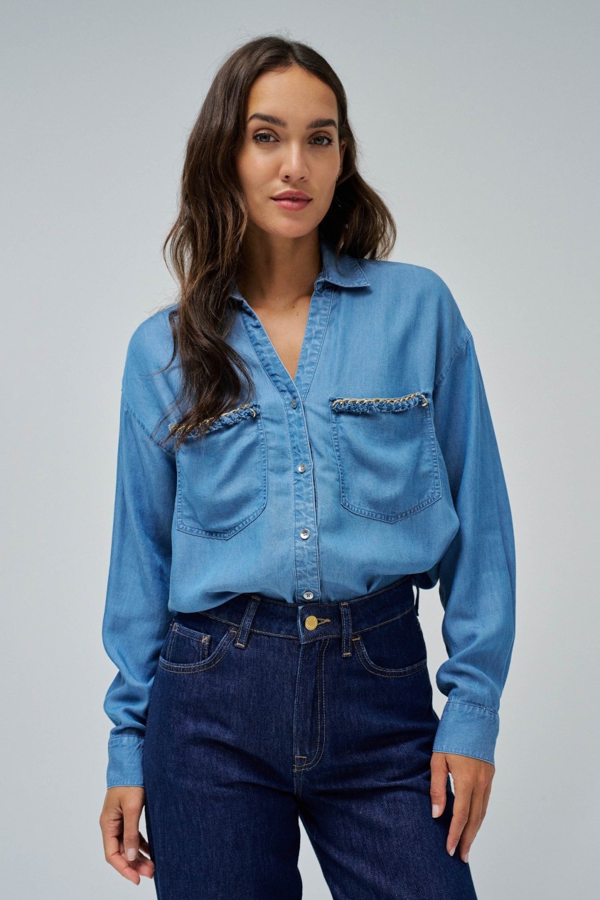 CAMISA LIGHTDENIM CON BOLSILLOS