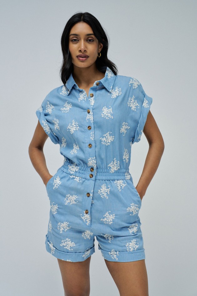 SHORT DENIM JUMPSUIT WITH EMBROIDERY