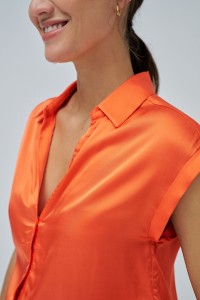 SATIN BLUSE