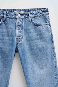 BIODEGRADABLE REGULAR JEANS