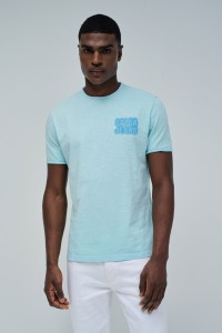 T-SHIRT COM BRANDING