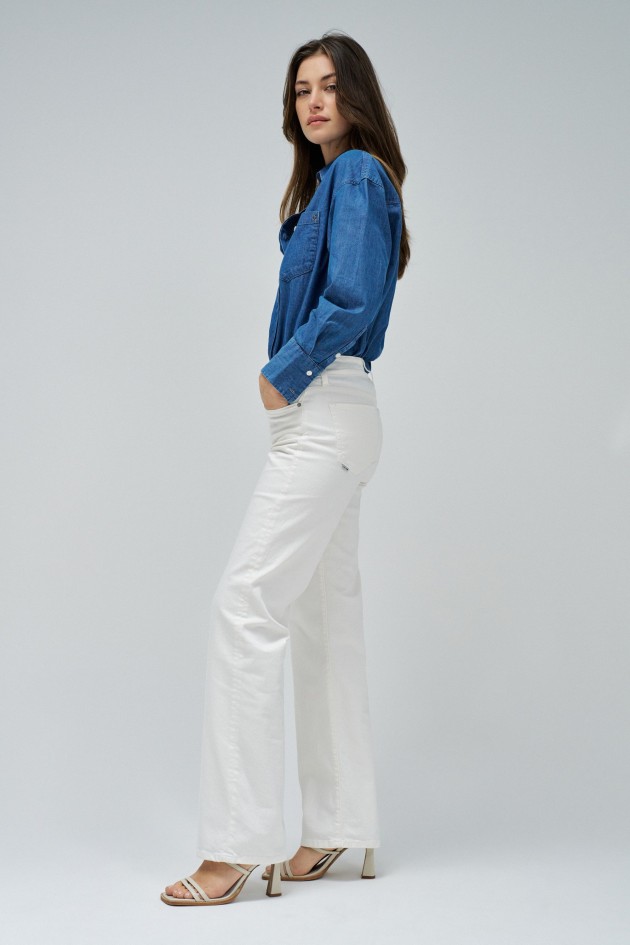 LOW RISE STRAIGHT JEANS