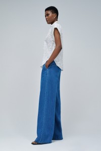 TOP WITH FLORAL EMBROIDERY