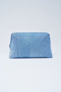 INFINITY TOILETRY BAG LIGHT BLUE