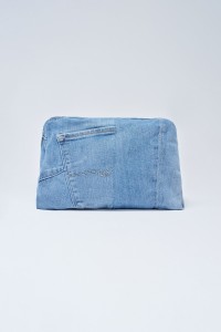 INFINITY TOILETRY BAG LIGHT BLUE