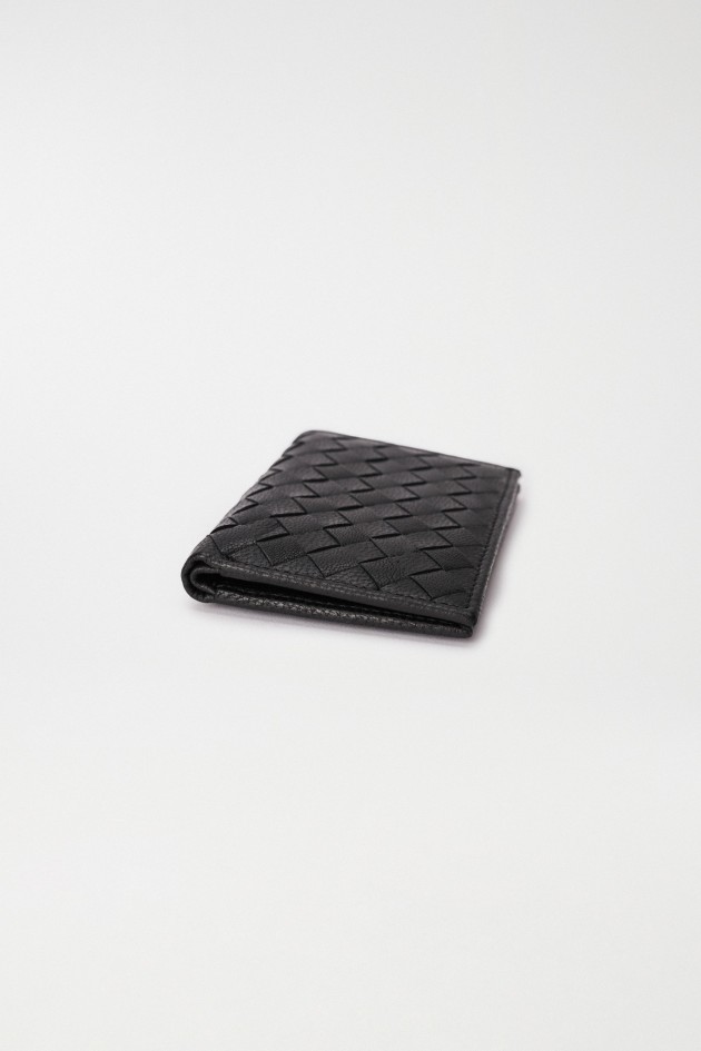 LEATHER WALLET WITH BRAIDED EFFECT