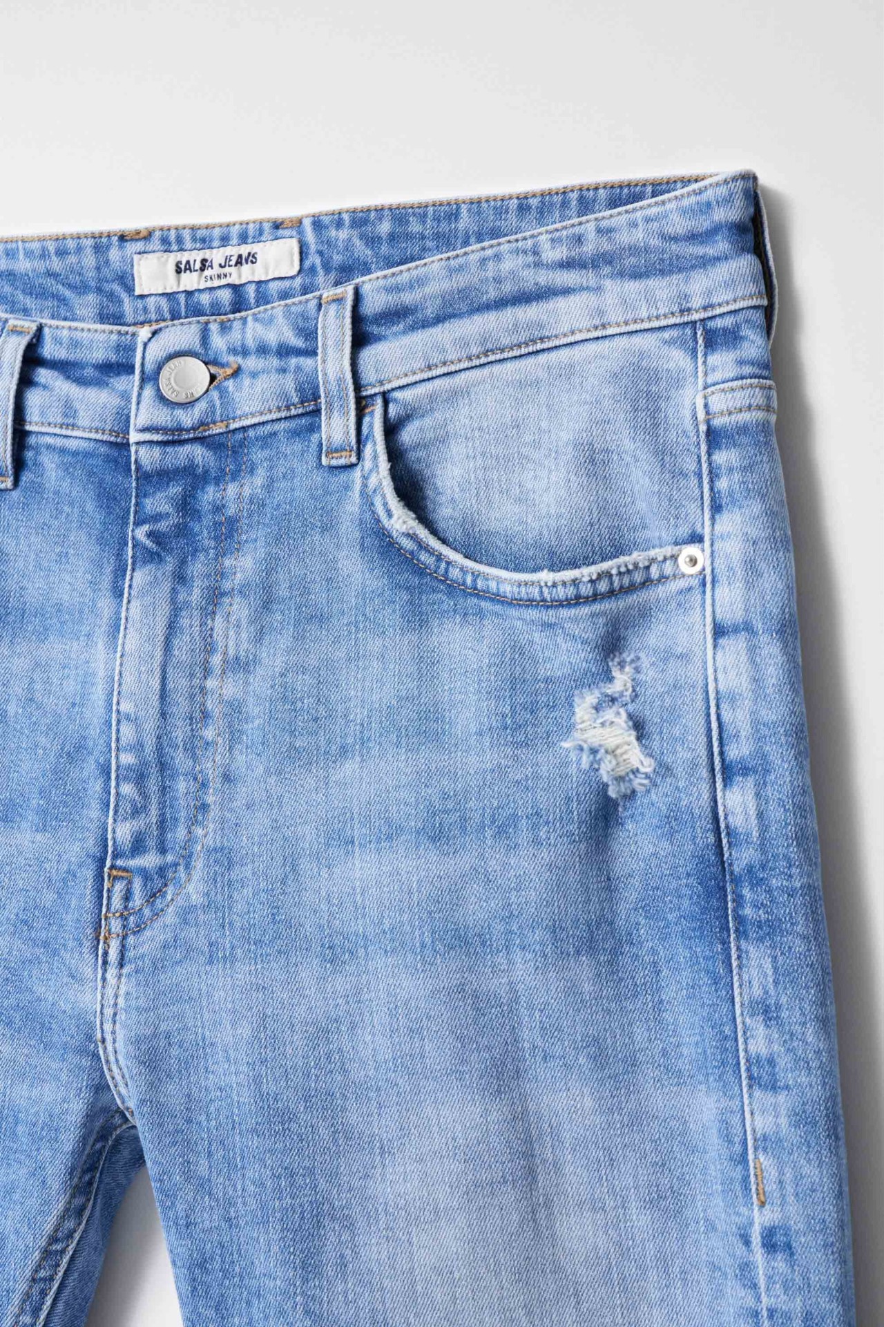 JEAN SKINNY D�LAVAGE MOYEN