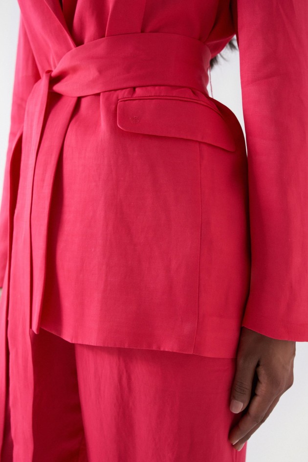 SATIN-BLAZER MIT GÜRTEL