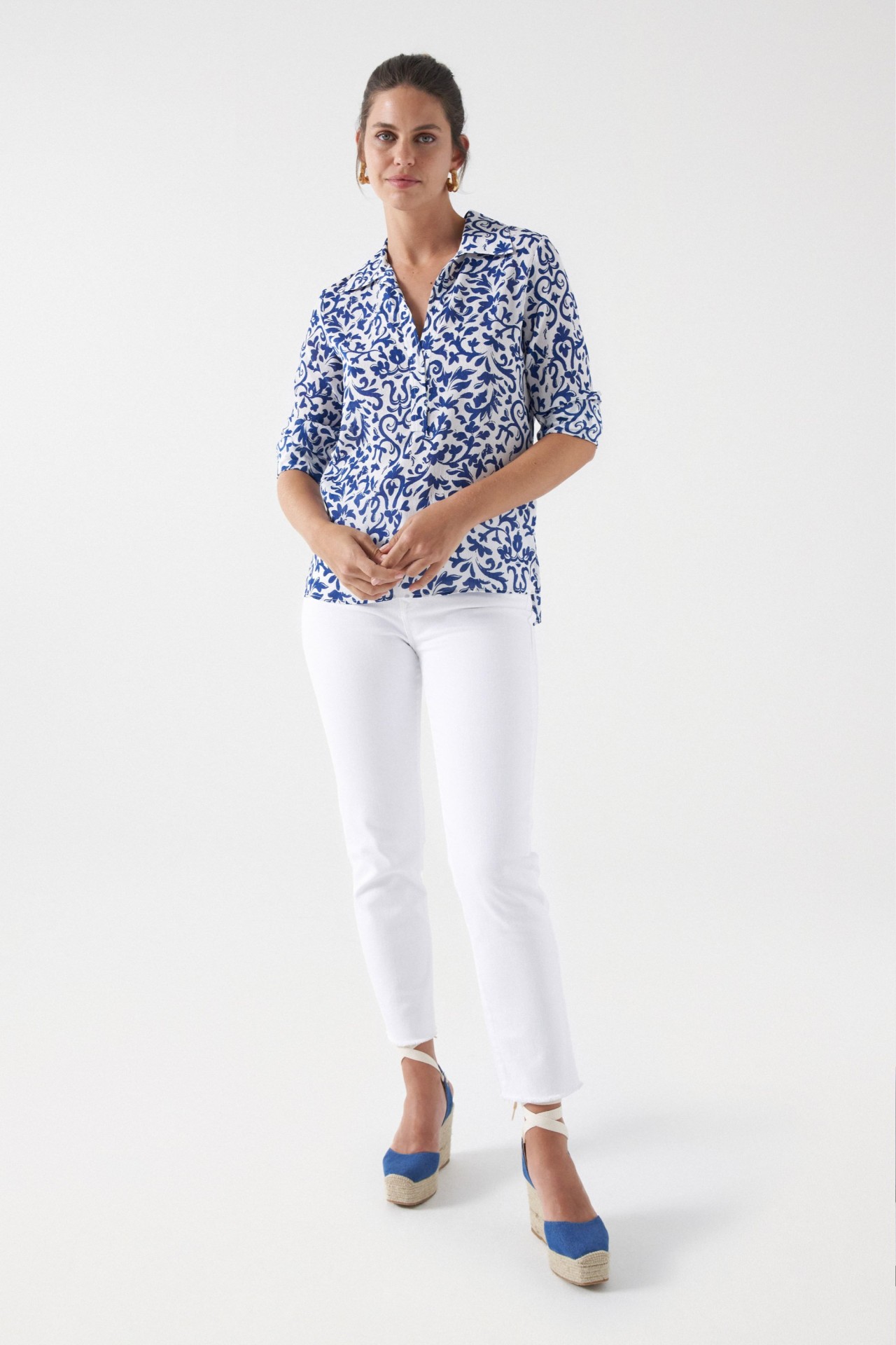 TWO-TONE PRINT BLOUSE