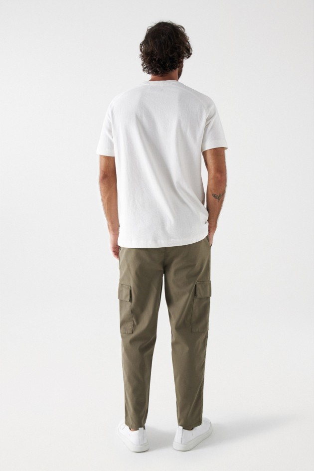 T-SHIRT TEXTURÉ AVEC LOGO