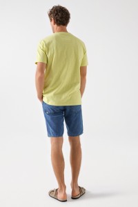 BAUMWOLL-T-SHIRT MIT TASCHE