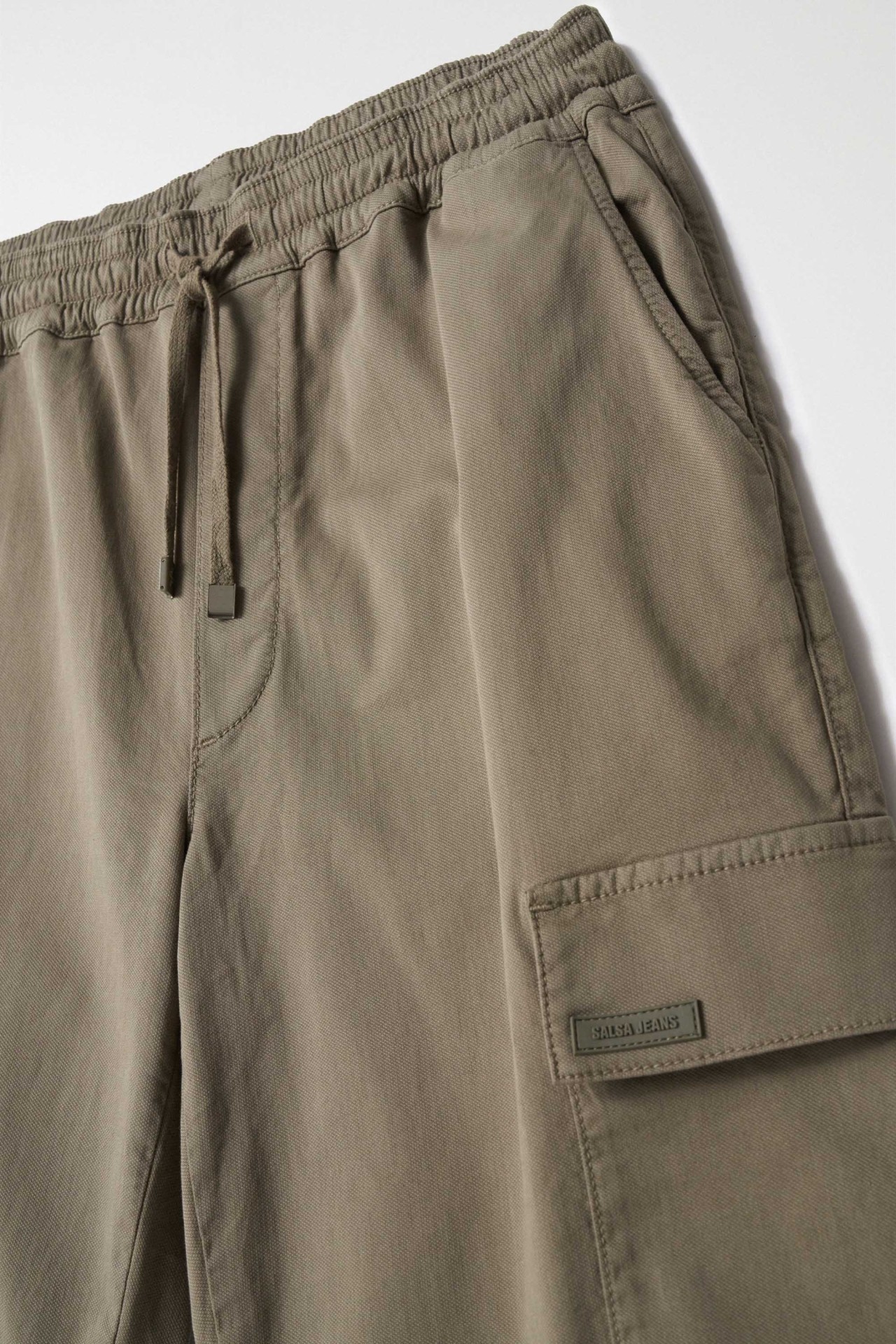 CALAS CARGO JOGGERS EM MALHA
