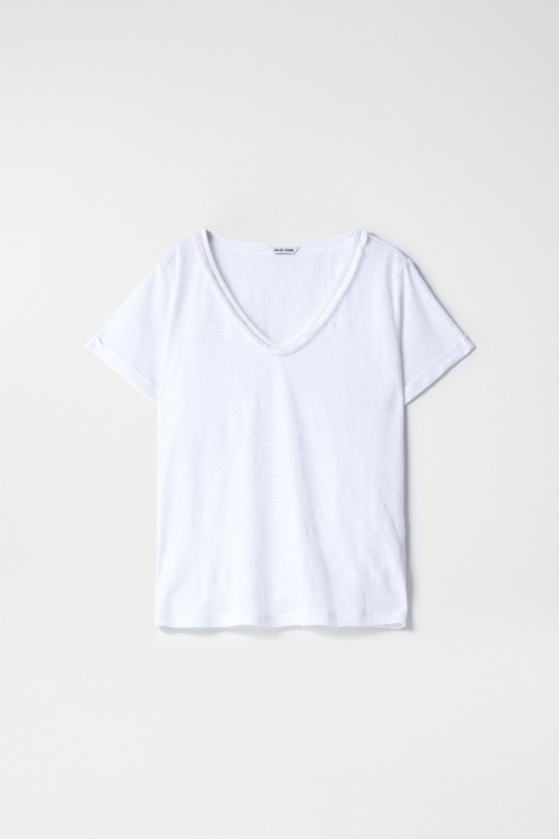 CAMISETA DE LINO CON DETALLE DE BRILLO Y FLECOS