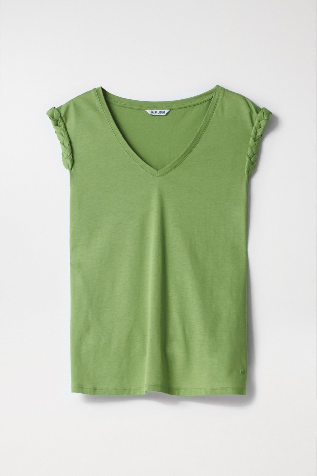 T-SHIRT COM DETALHE ENTRANÇADO
