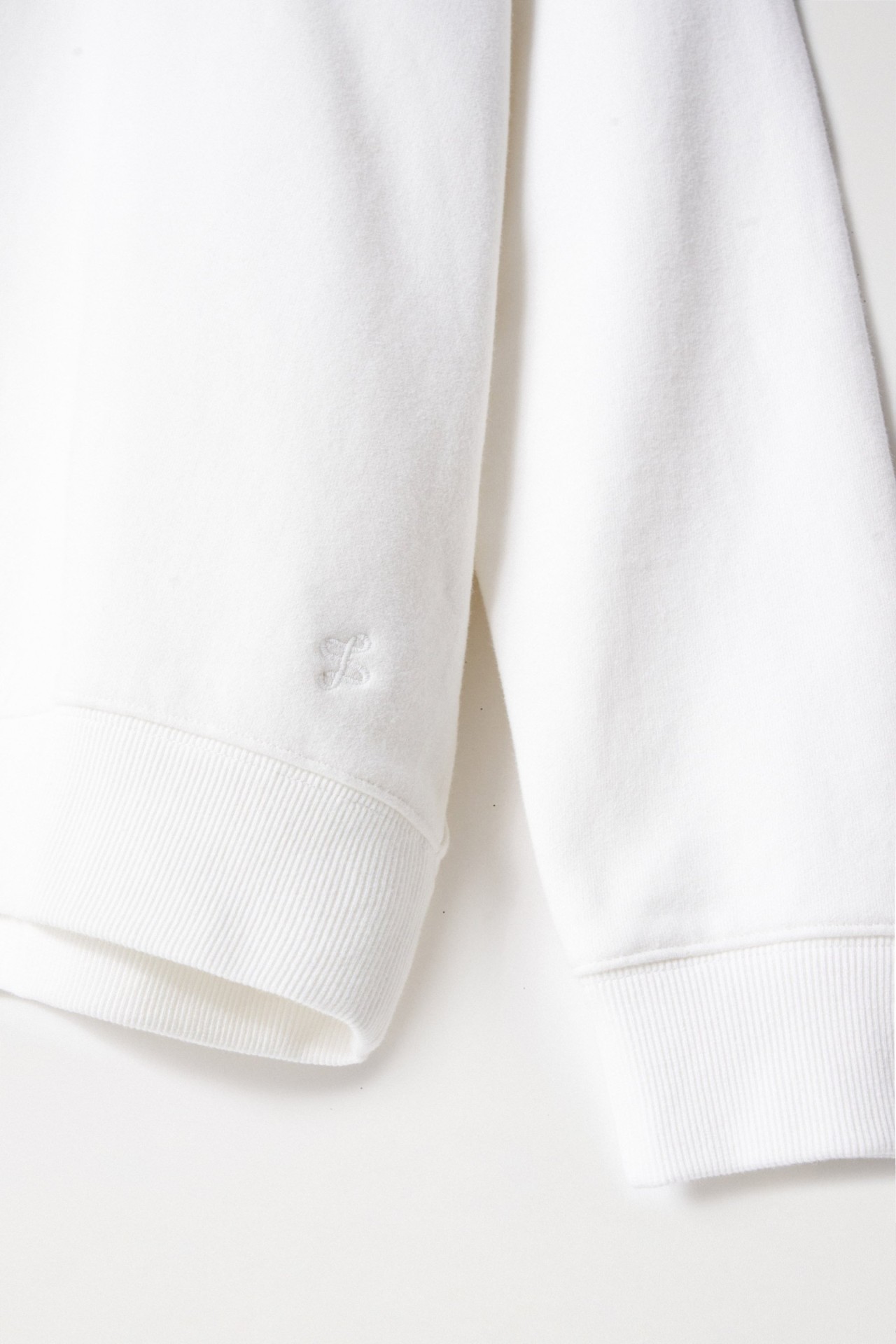 SWEATSHIRT COM BRANDING