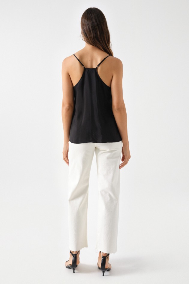 TOP EN SATIN AVEC DÉTAILS EN DENTELLE