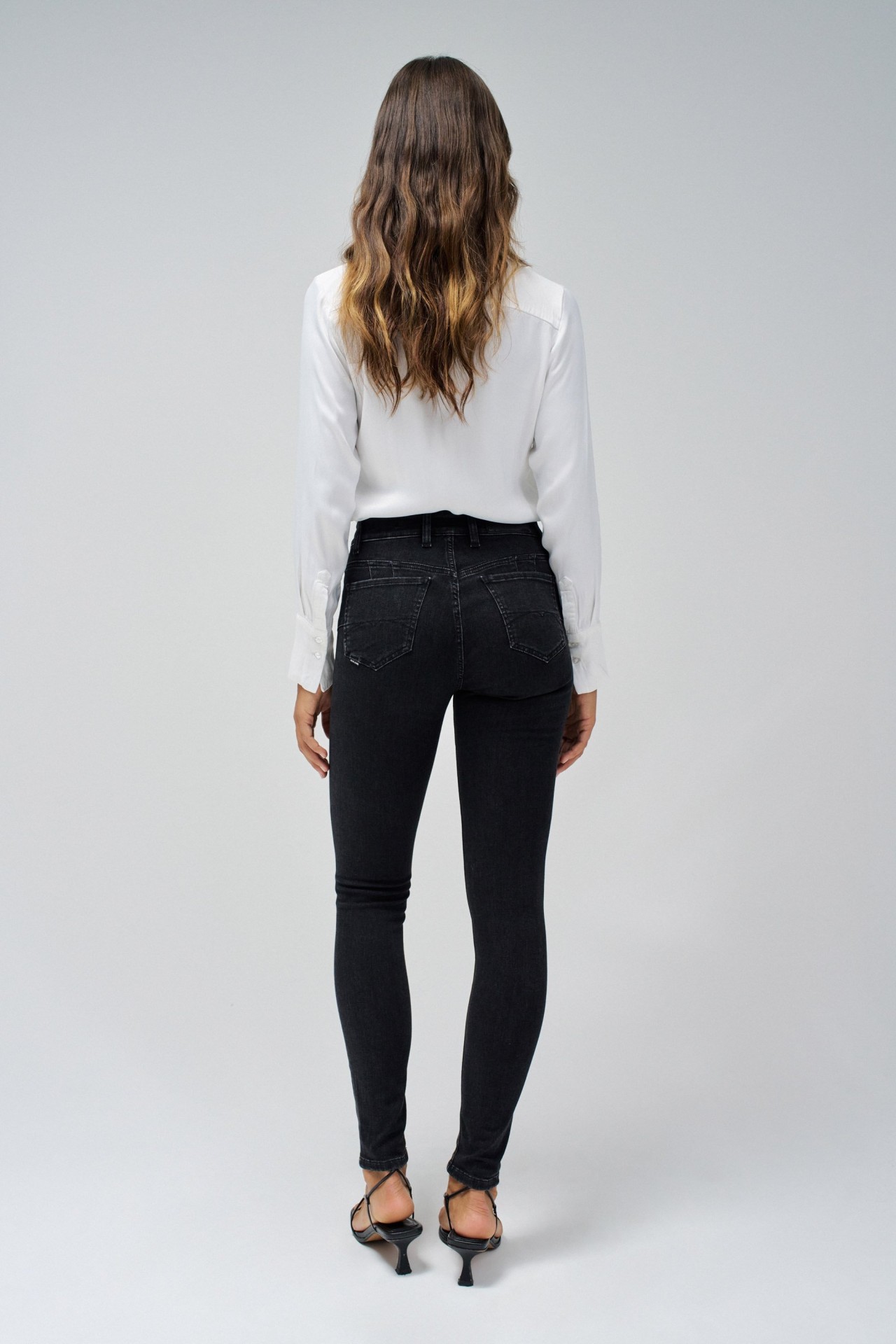 DESTINY PUSH UP SKINNY JEANS