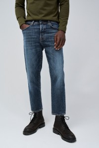 TAPERED CROPPED SLIM JEANS