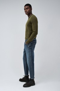TAPERED CROPPED SLIM JEANS