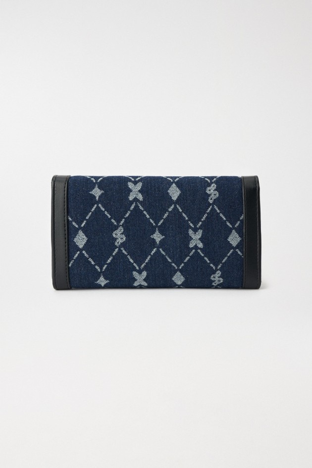 CARTEIRA COM PADRÃO EM DENIM