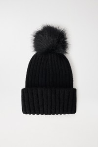 HAT WITH METALLIC STUDS