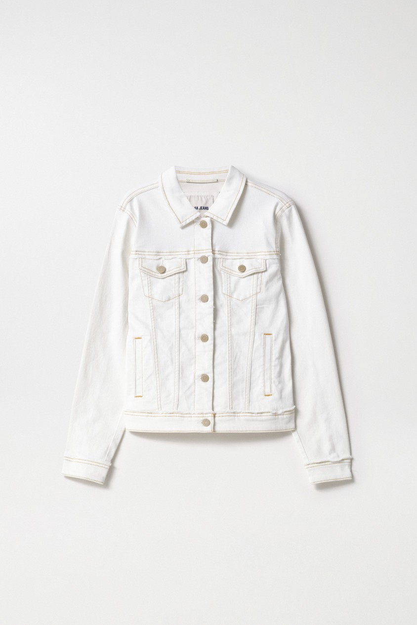 CASACO DE GANGA COM DETALHES DESFIADOS