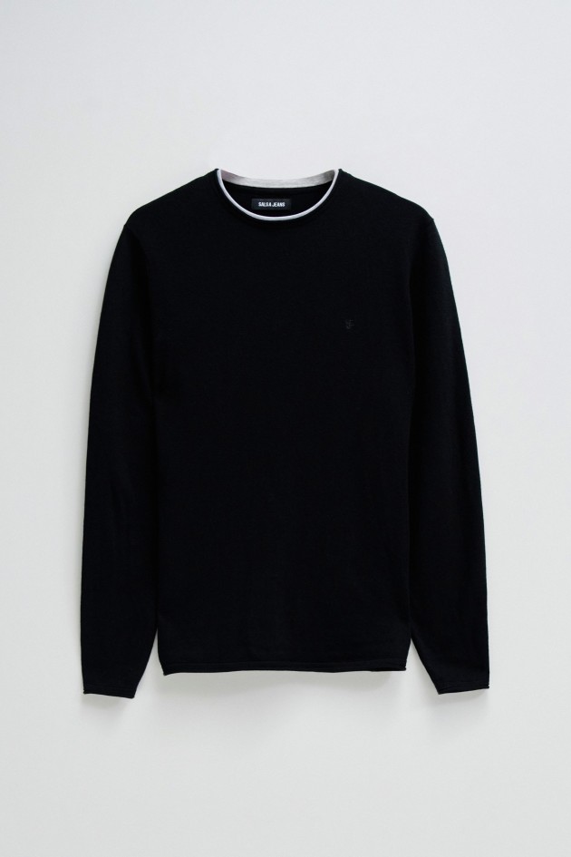 BLACK KNIT SWEATER WITH T-SHIRT COLLAR