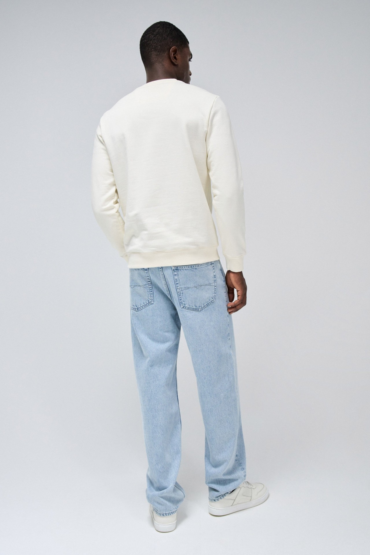 SWEATSHIRT COM BRANDING